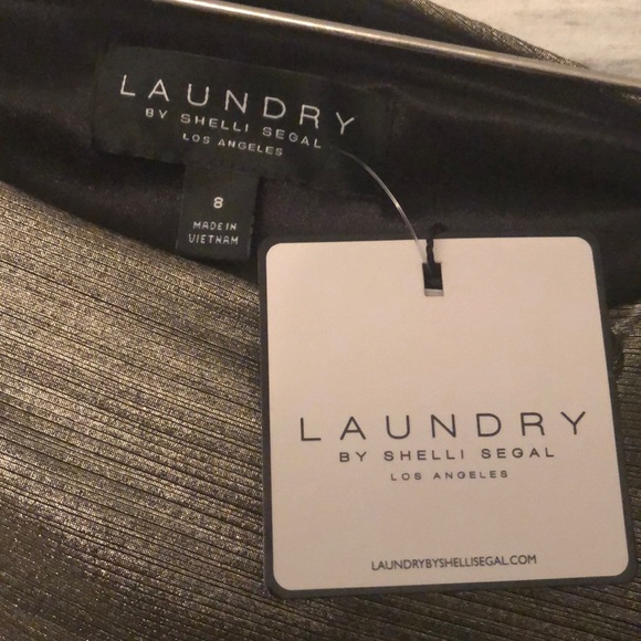 Metallic evening gown by Shelli Segal - Picture 4 of 4